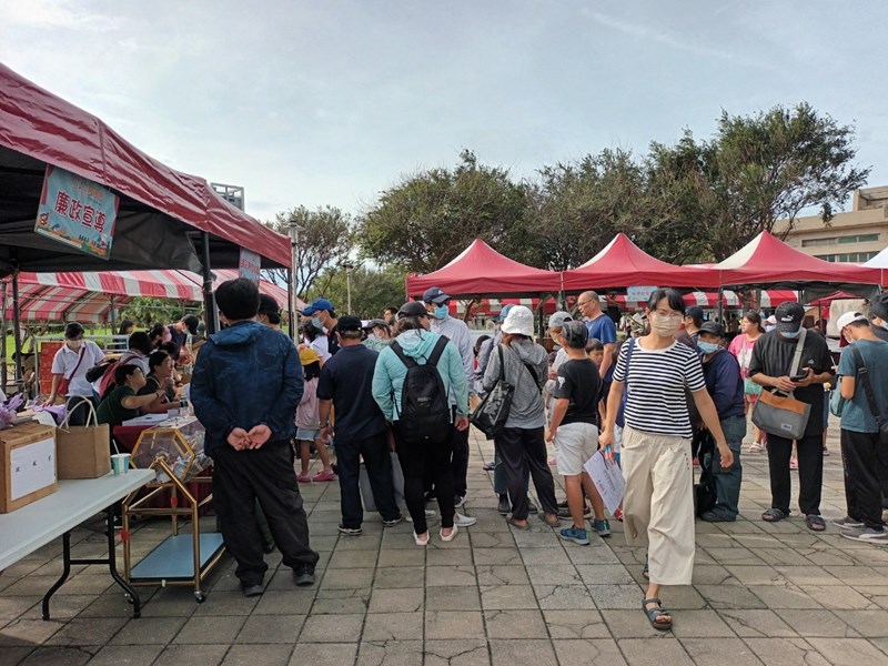 現場排隊人潮