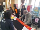 老師揮毫英姿9