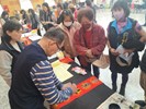 老師揮毫英姿13