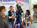 記者連訪