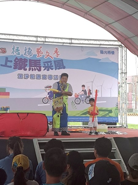 深獲小朋友喜愛的泡泡秀