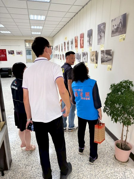 參觀人潮1