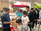 熱情民眾排隊入場
