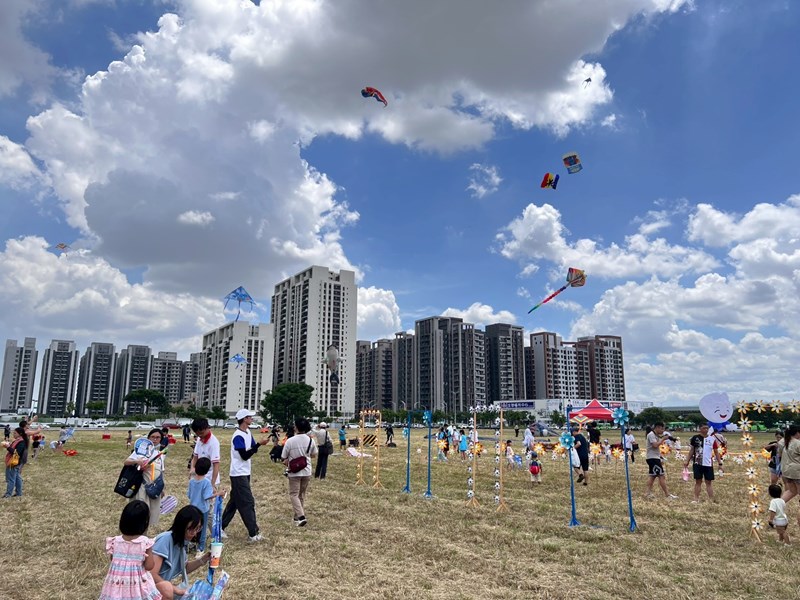 漸漸熱鬧起來的天空~